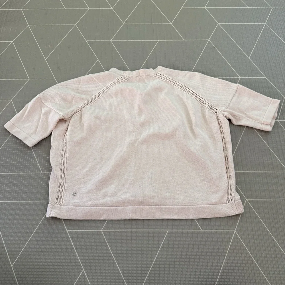 Lululemon Bhakti Reality Short Sleeve Size 10‎ Butter Pink LW3I83S